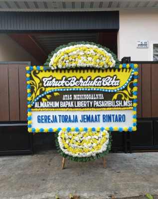 Papan Bunga Duka di Tangaran